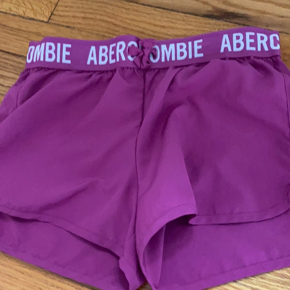 Abercrombie-girls- magenta athletic shorts- 11/12
